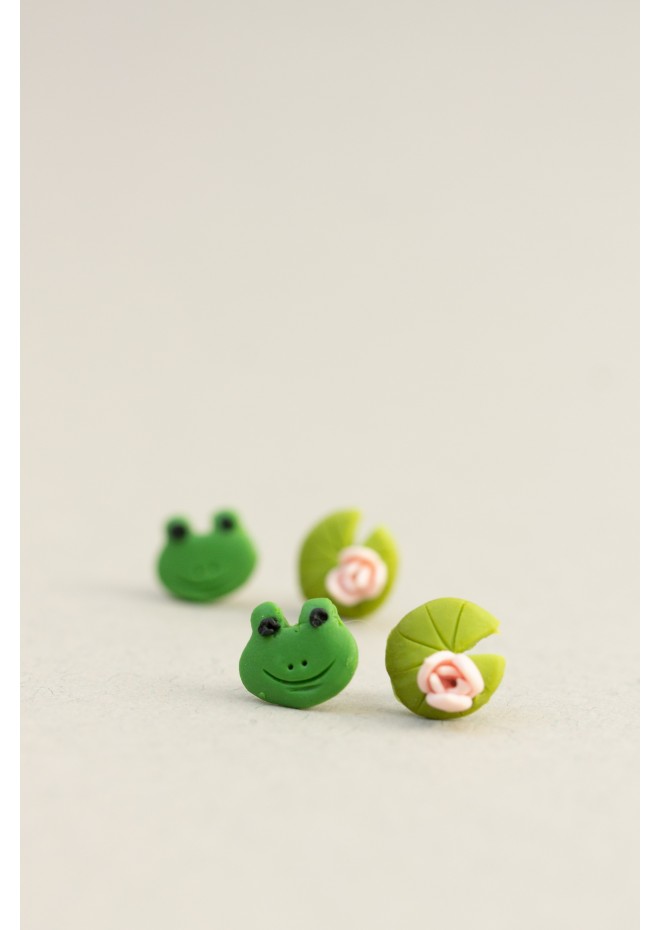 Frog & Water Lily Stud Earrings Set – Charming, Hypoallergenic Jewelry for Sensitive Ears