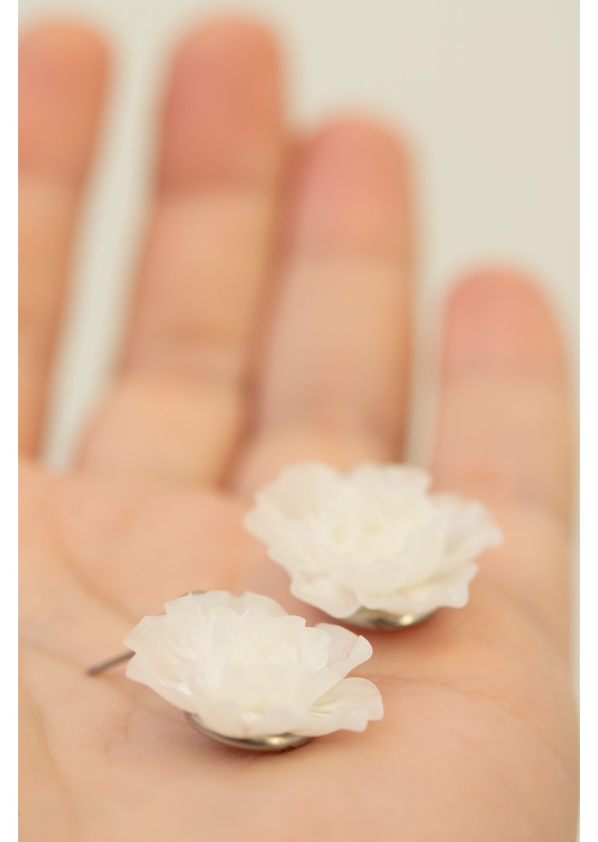 Handmade White Flower Earrings – Lightweight & Delicate