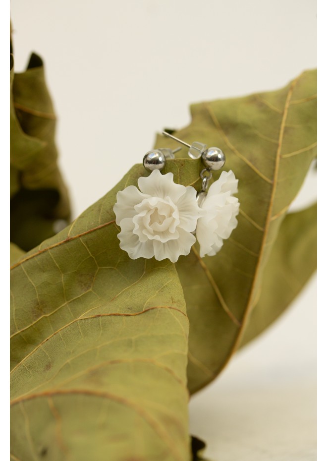 Handmade White Flower Earrings – Lightweight & Delicate