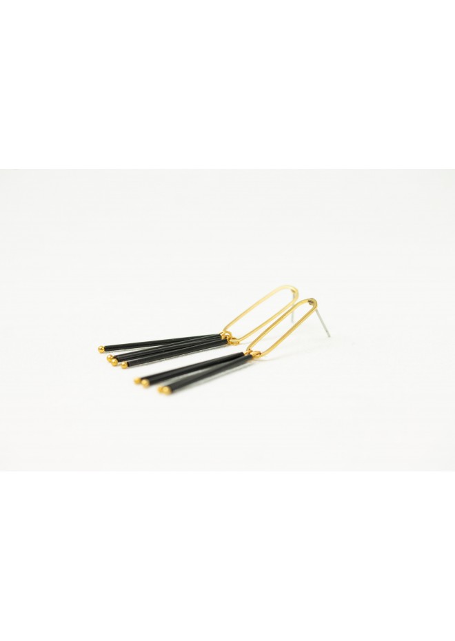 Minimalist Black and Gold Geometric Earrings – Sleek & Elegant