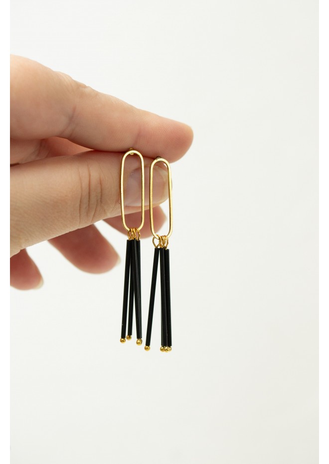 Minimalist Black and Gold Geometric Earrings – Sleek & Elegant