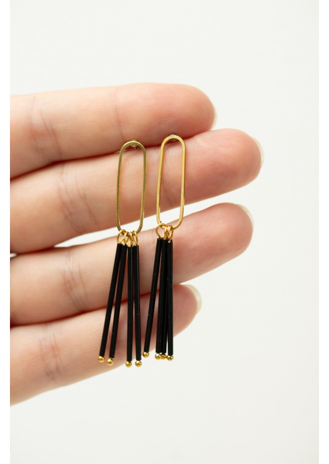 Minimalist Black and Gold Geometric Earrings – Sleek & Elegant