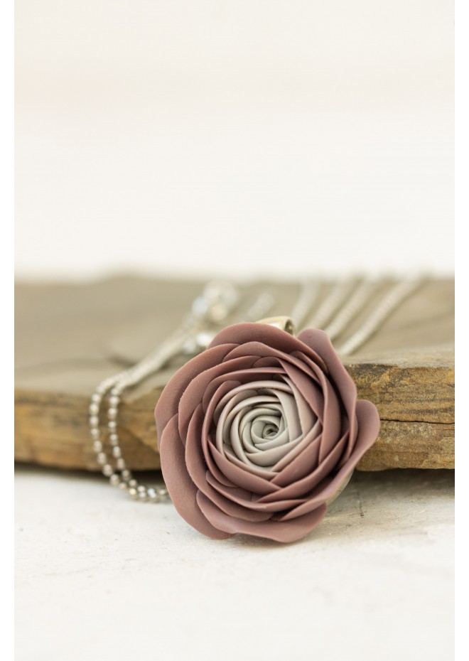 Handmade Ranunculus Flower Necklace – Unique & Stylish