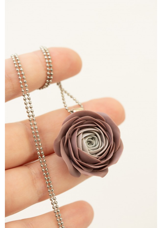 Handmade Ranunculus Flower Necklace – Unique & Stylish