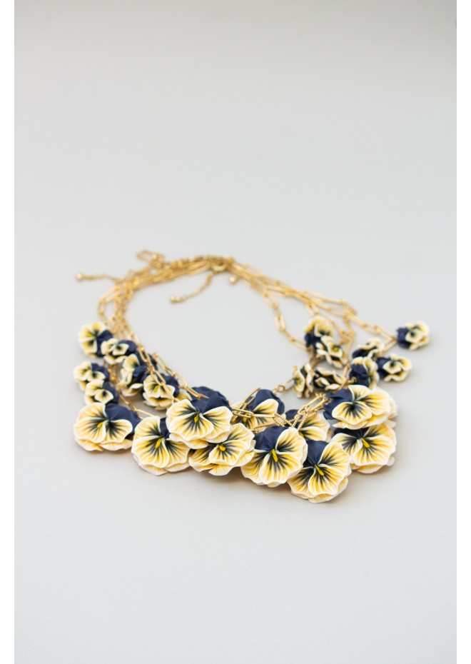 Handmade Pansy Flower Necklace – Elegant & Comfortable