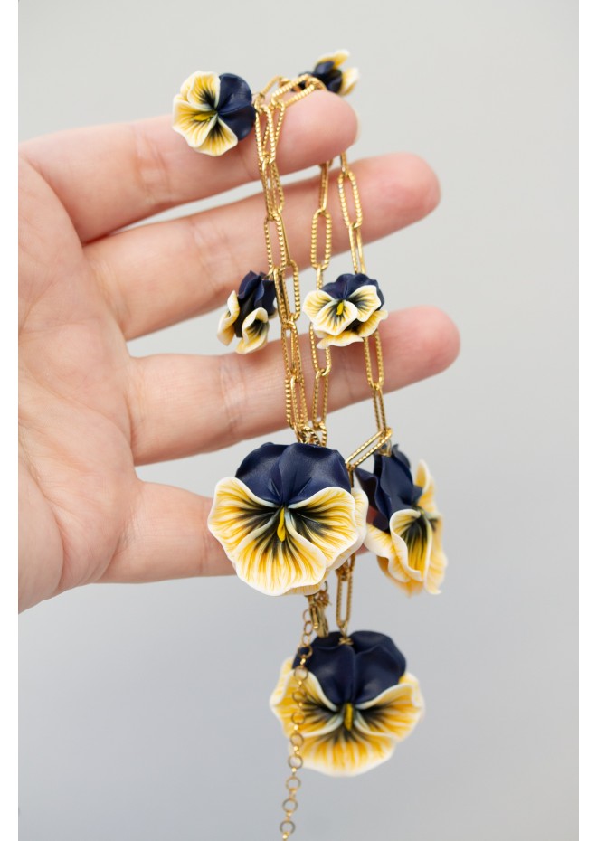 Handmade Pansy Flower Necklace – Elegant & Comfortable