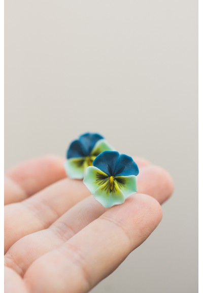 Handmade Pansy Stud Earrings in Deep Blue & Sky Blue