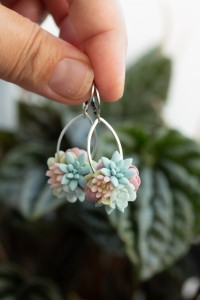 Pastel Succulent Drop Earrings – Summer-Inspired Clay Florals