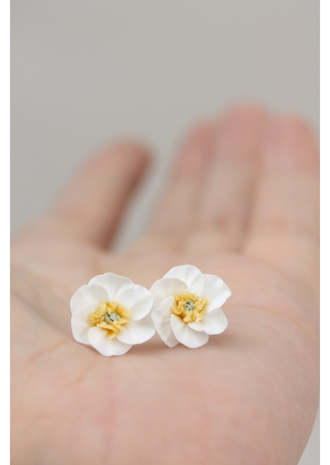 Floral Stud Earrings – Delicate Botanical Bridal Design