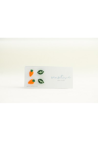 Mini Vegetable Stud Earrings Set – Carrots & Pea Pods, Hypoallergenic Jewelry for Sensitive Ears