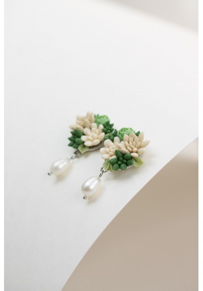 Beige and Green Succulent Stud Earrings with a Pearl